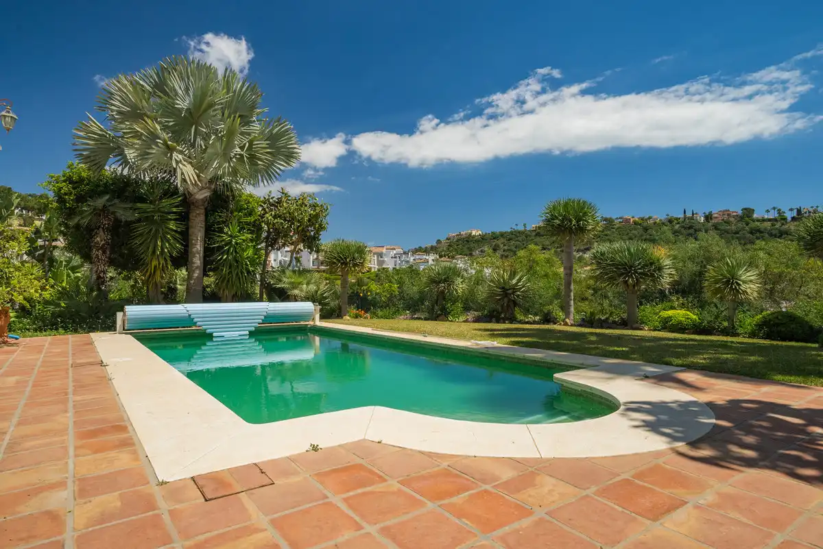 Jardí de Casa o xalet en venda en Málaga amb Aire condicionat, Terrassa i Moblat