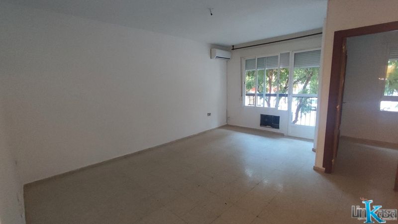 Living room of Flat for sale in Linares  with Balcony