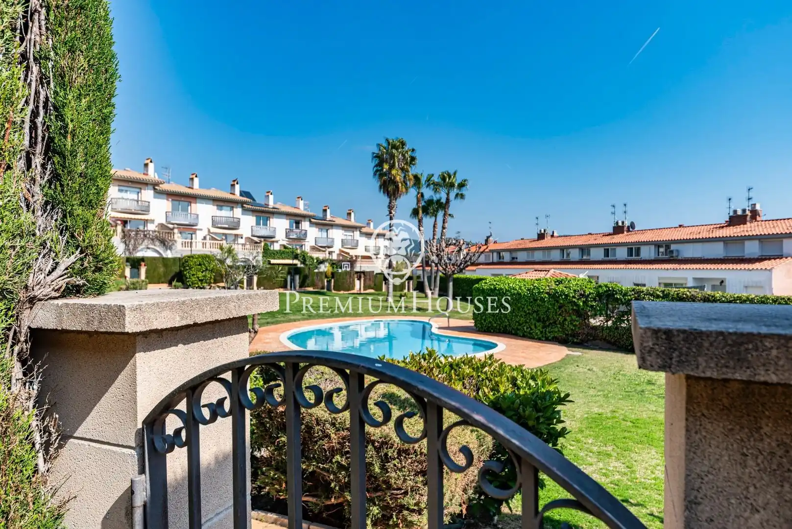 Garden of Detached homes for sale in Sant Pere de Ribes  with Air Conditioner, Heating and Private garden