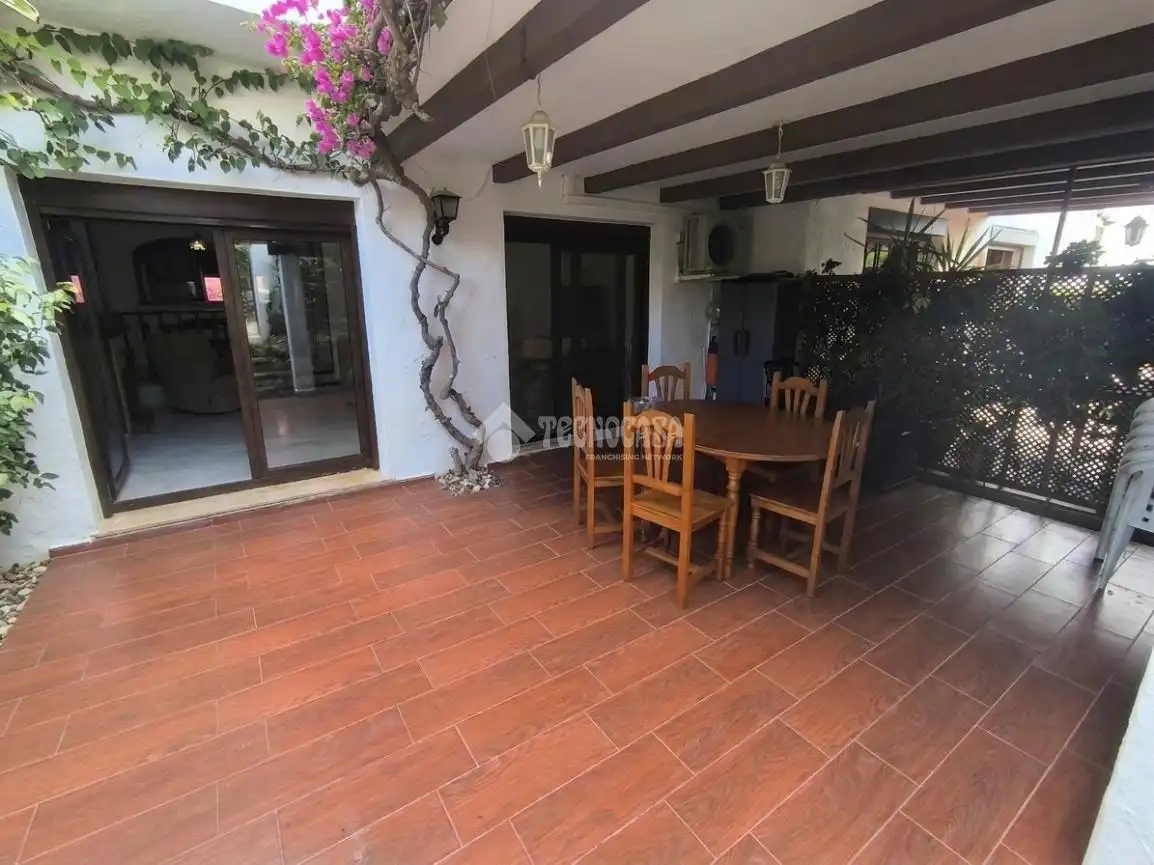 Detached homes for rent in Calle Abrego, Centro