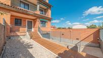 Exterior view of House or chalet for sale in Navalcarnero  with Air Conditioner, Heating and Private garden