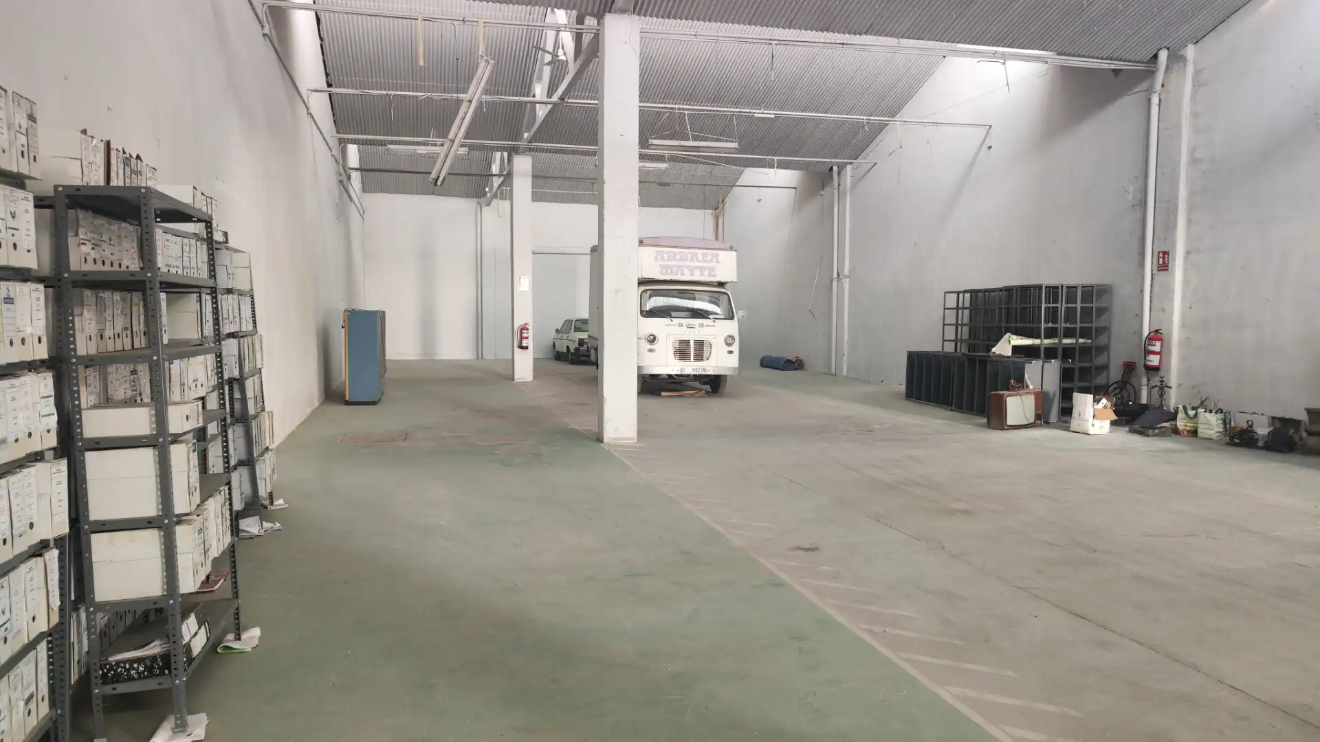 Fabrikhallen zur Miete in Cuarte de Huerva