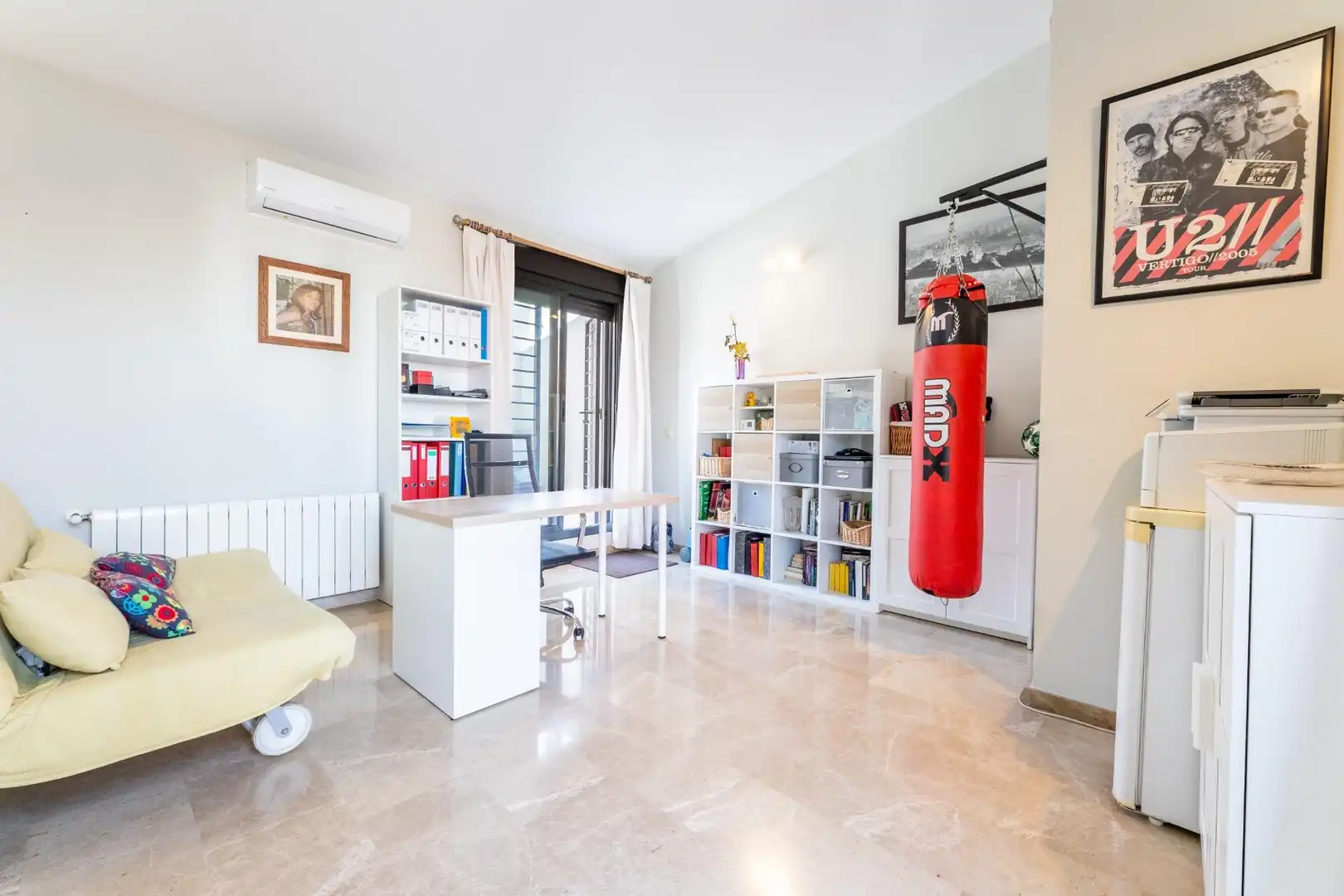Schlafzimmer von Dachboden zum Verkauf in Foios mit Klimaanlage, Heizung und Terrasse