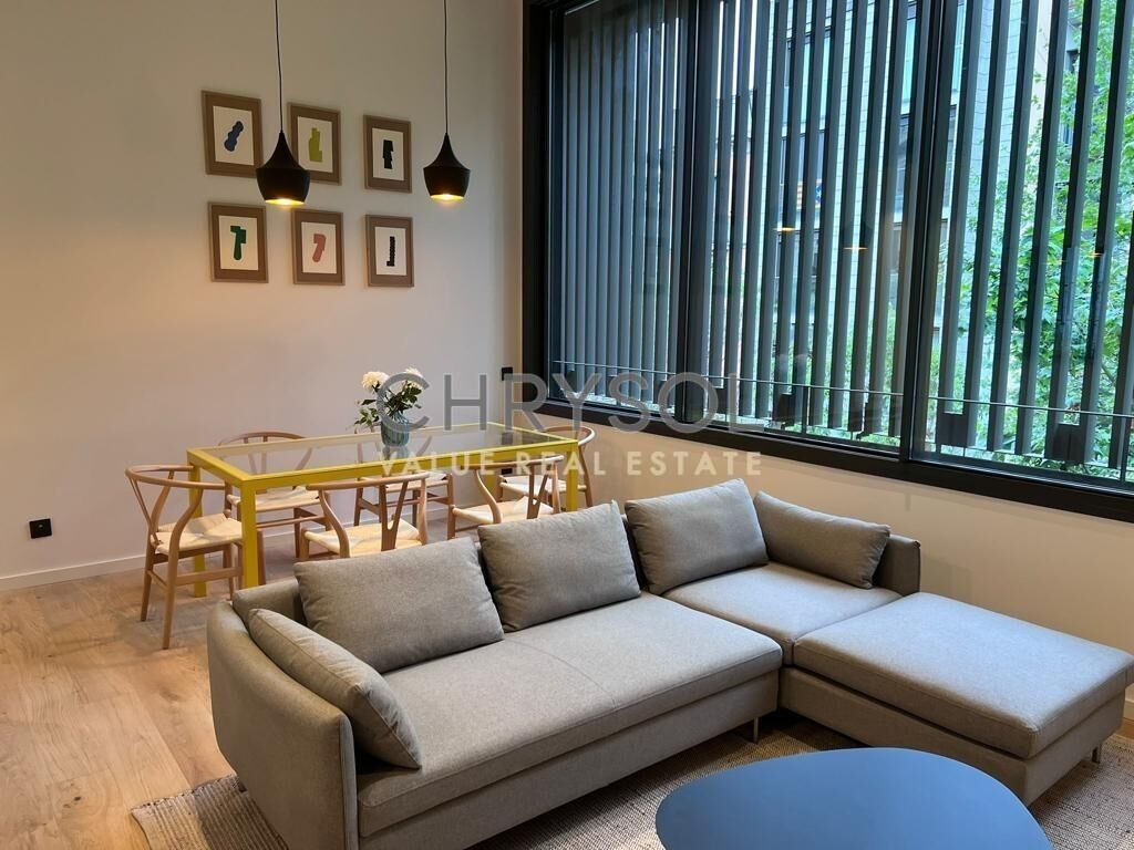 Living room of Flat for sale in  Barcelona Capital  with Air Conditioner, Heating and Parquet flooring