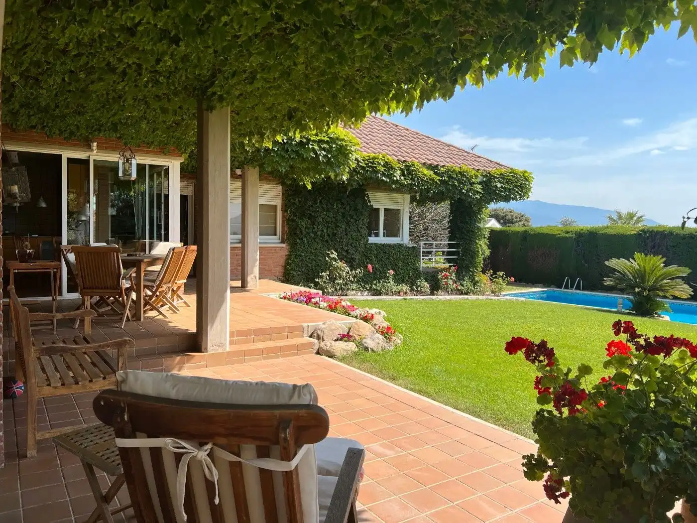 Jardí de Casa o xalet en venda en Canovelles amb Aire condicionat, Calefacció i Jardí privat