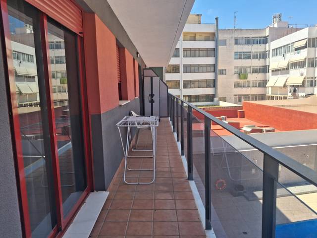 Piso en Alquiler en Zona Papa Luna - Platja del Gurugú