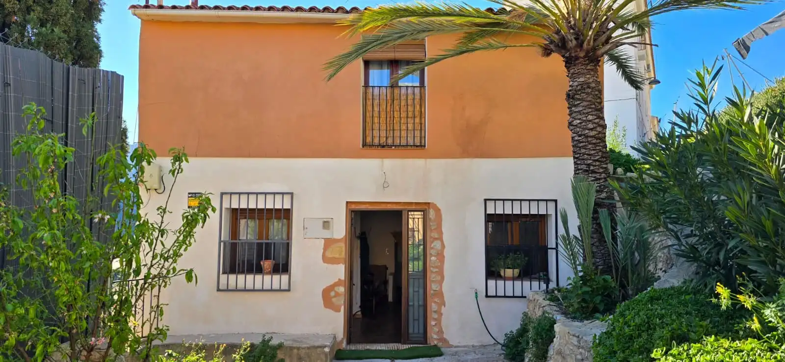 Vista exterior de Casa o chalet en venta en Callosa d'en Sarrià con Jardín privado y Amueblado