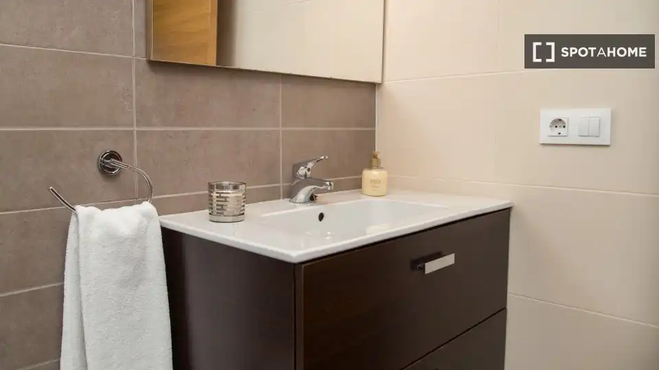 Habitación en Barrio de Campanar