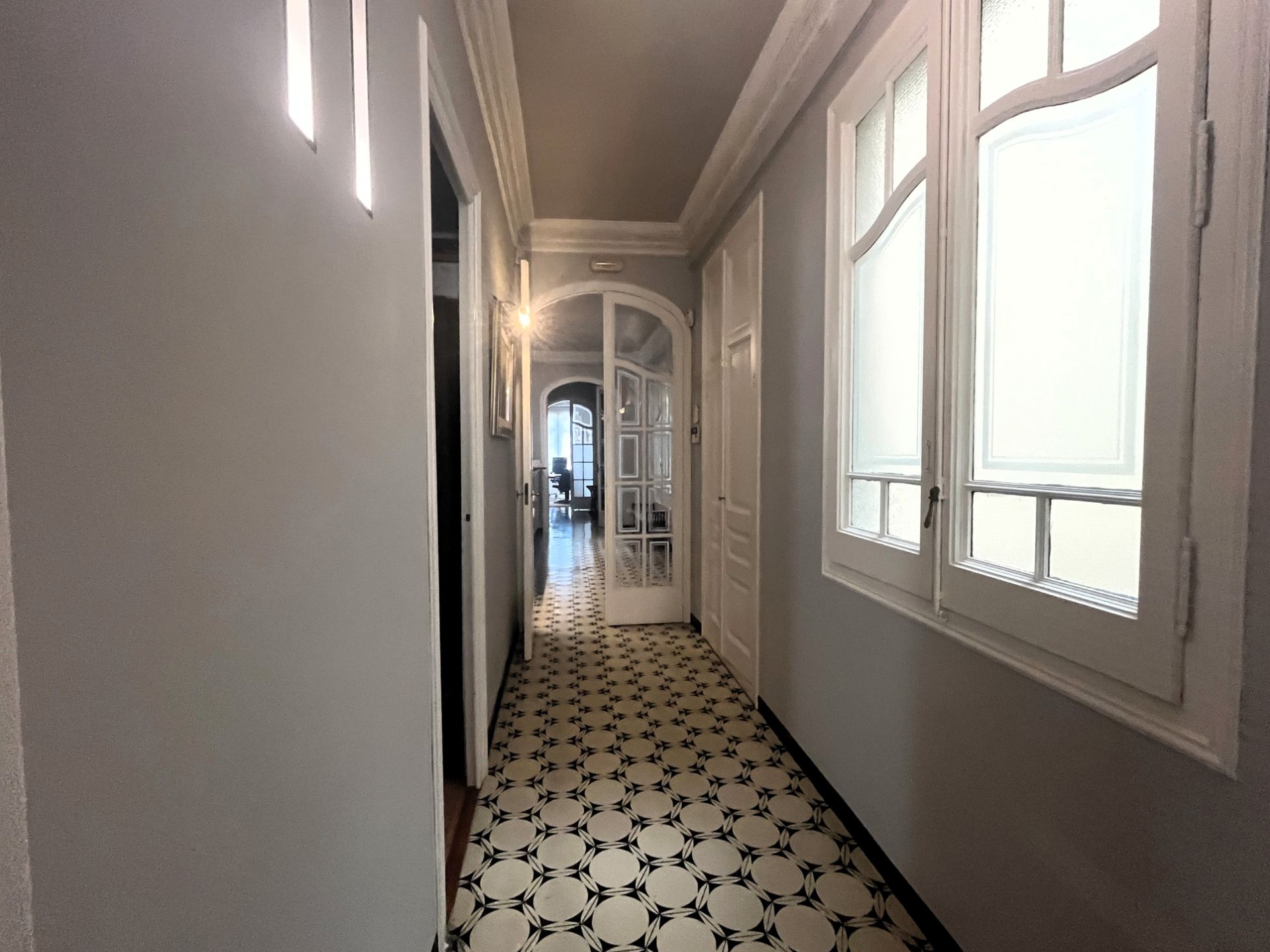 Office to rent in  Barcelona Capital  with Air Conditioner, Heating and Furnished