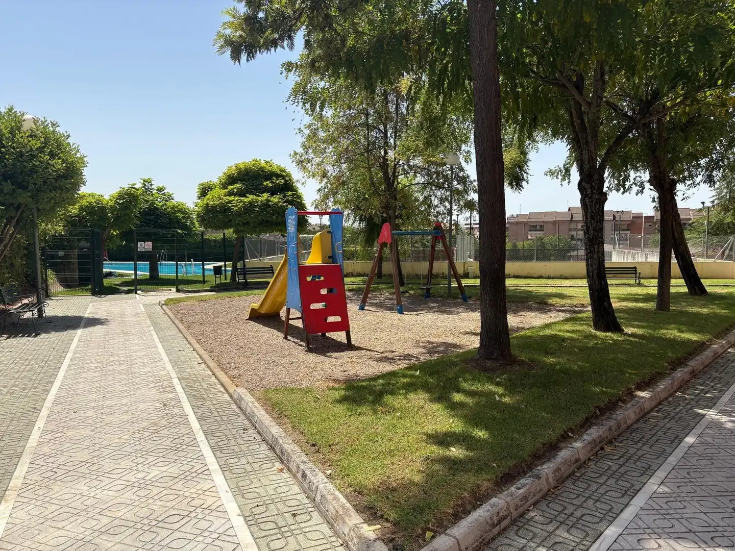 Parking de Ático en venta en Córdoba con Aire acondicionado, Calefacción y Terraza