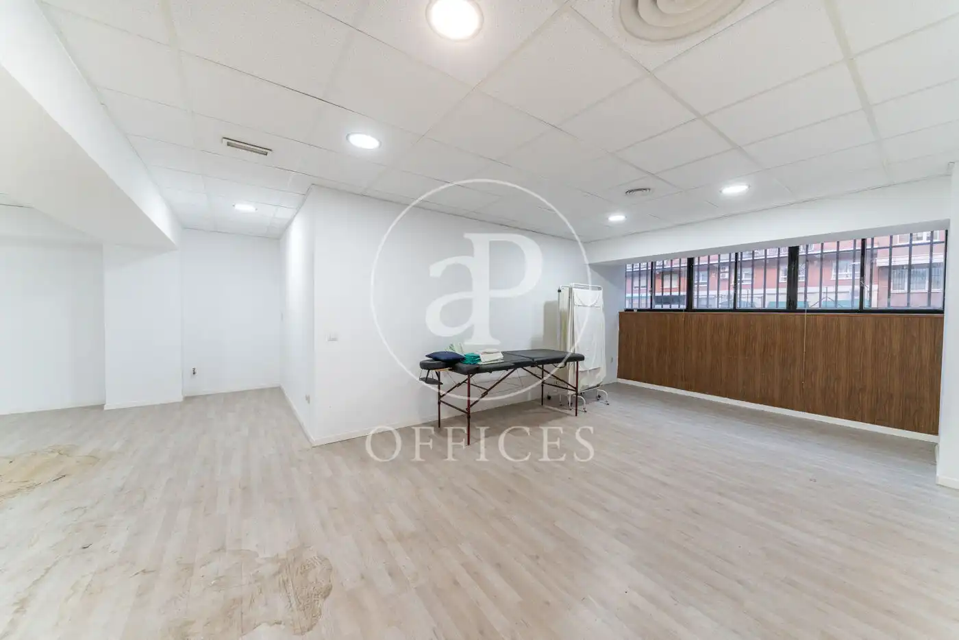 Büro zum Verkauf in Madrid mit Klimaanlage und Heizung
