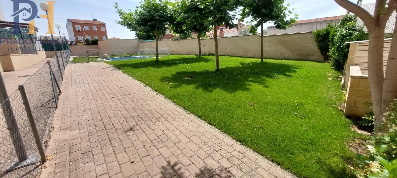 Flat for sale in El Casar de Escalona  with Heating, Balcony and Community pool