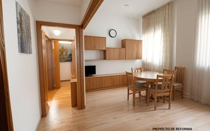 Living room of Flat for sale in  Barcelona Capital  with Heating, Furnished and Oven