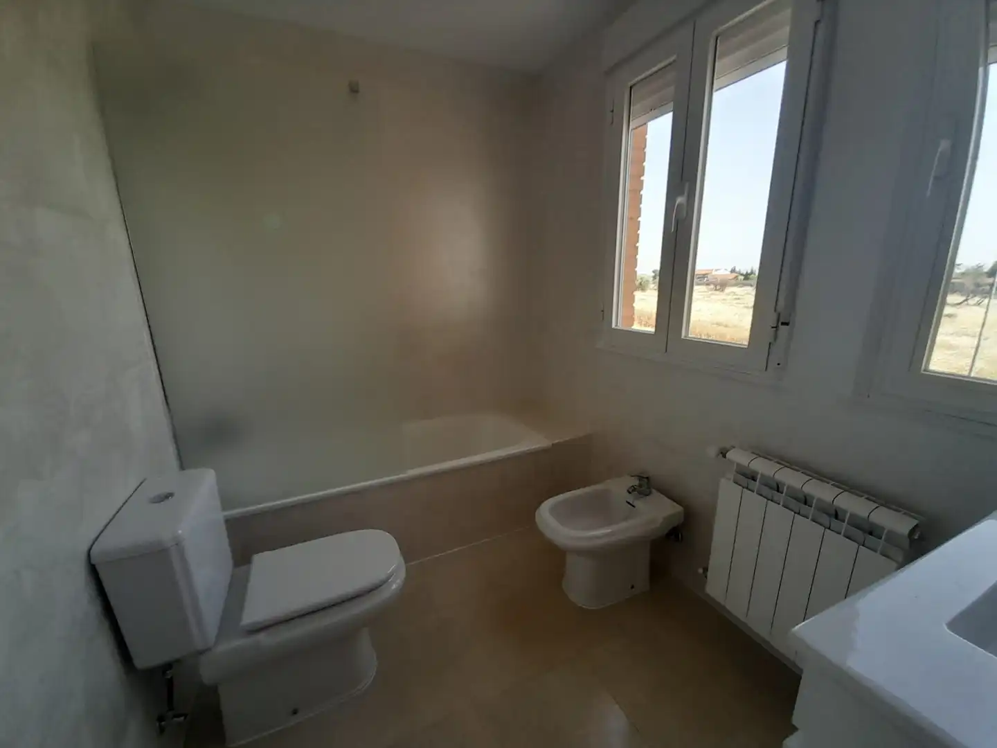 Bany de Casa o xalet en venda en Puertollano amb Calefacció, Terrassa i Traster