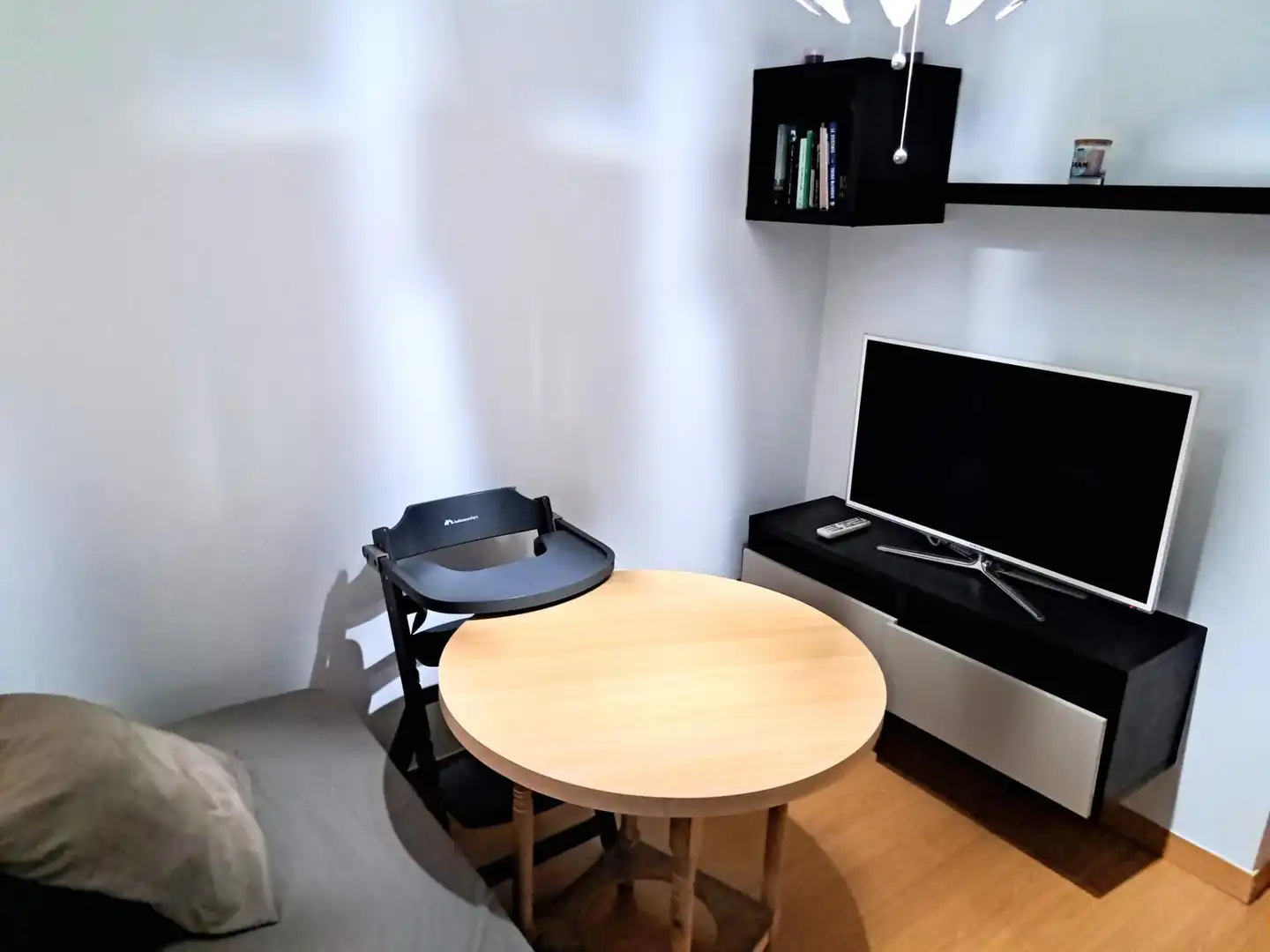 Wohnzimmer von Erdgeschoss zum Verkauf in Archena mit Klimaanlage, Heizung und Terrasse