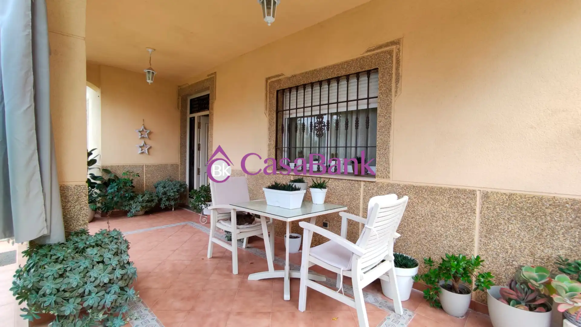 Casa amb jardí en venda a Periurbano Oeste - Sierra
