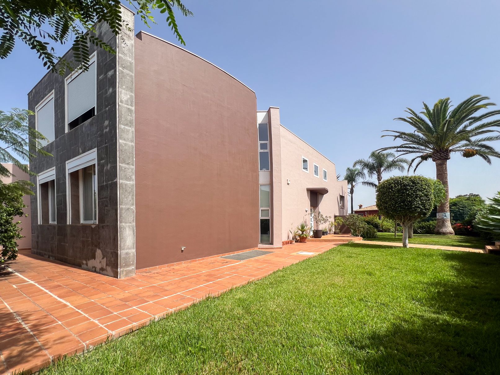 Exterior view of House or chalet for sale in Tacoronte  with Air Conditioner, Heating and Private garden
