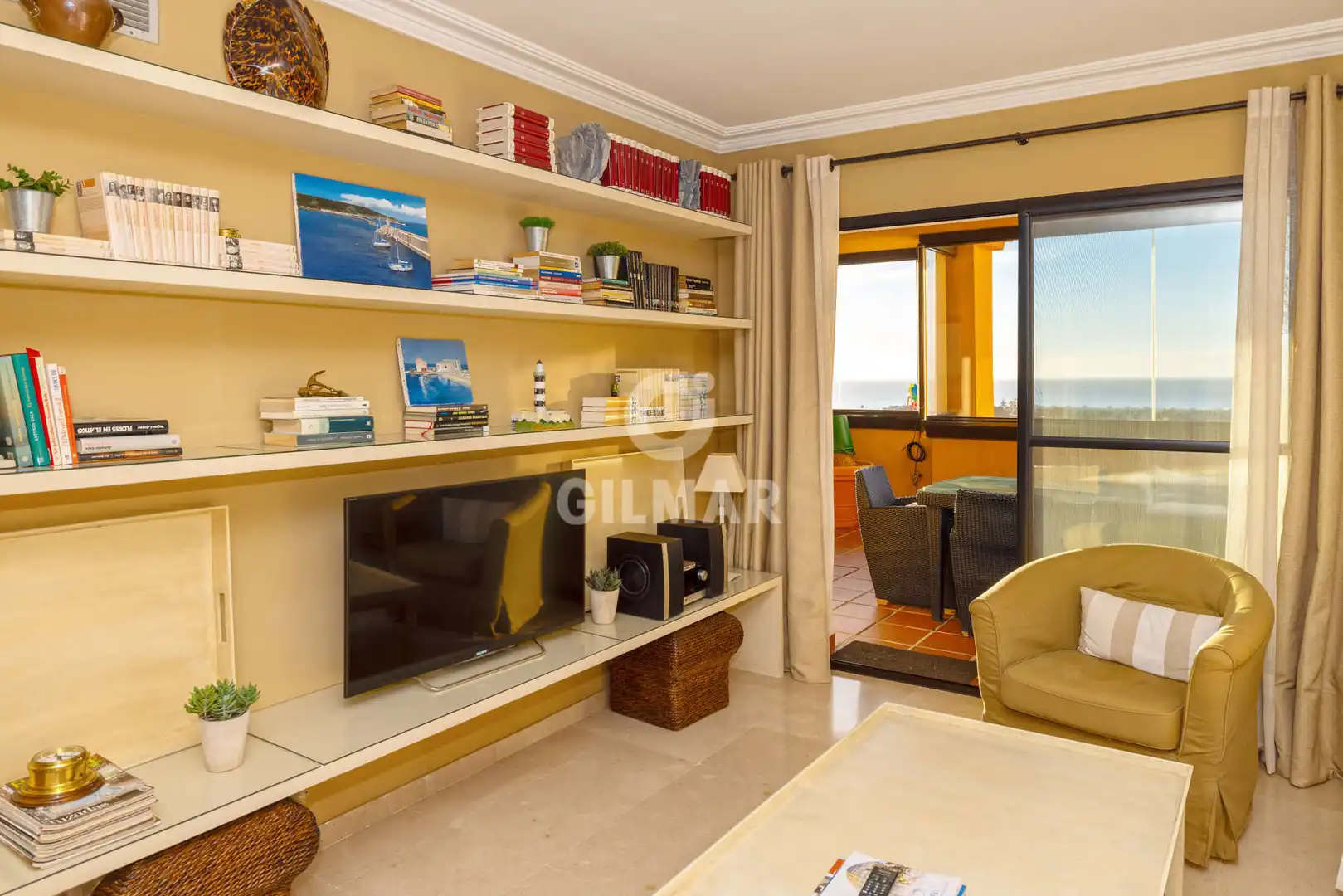 Apartament amb terrassa en venda a Selwo, imagen 5
