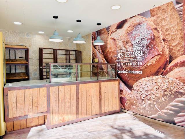 Local comercial en Alquiler en Carrer PRAT DE LA RIBA,DE en Vallparadís - Antic Poble de Sant Pere