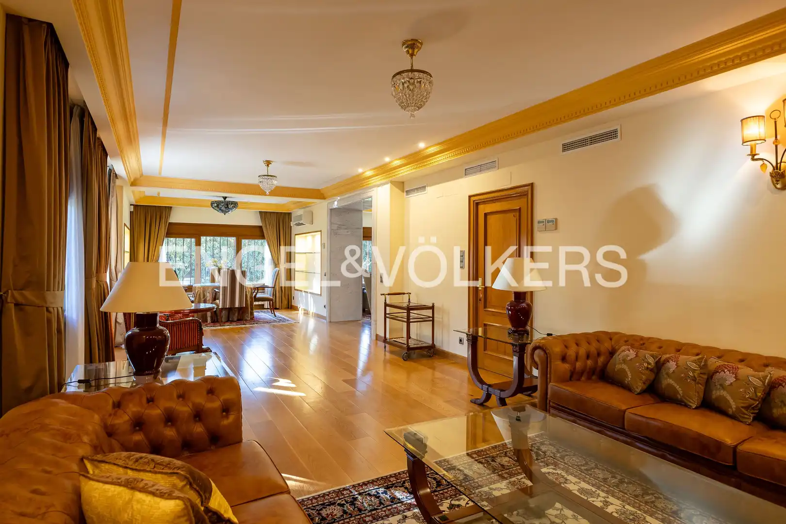 Sala d'estar de Casa o xalet de lloguer en Madrid amb Aire condicionat, Calefacció i Jardí privat