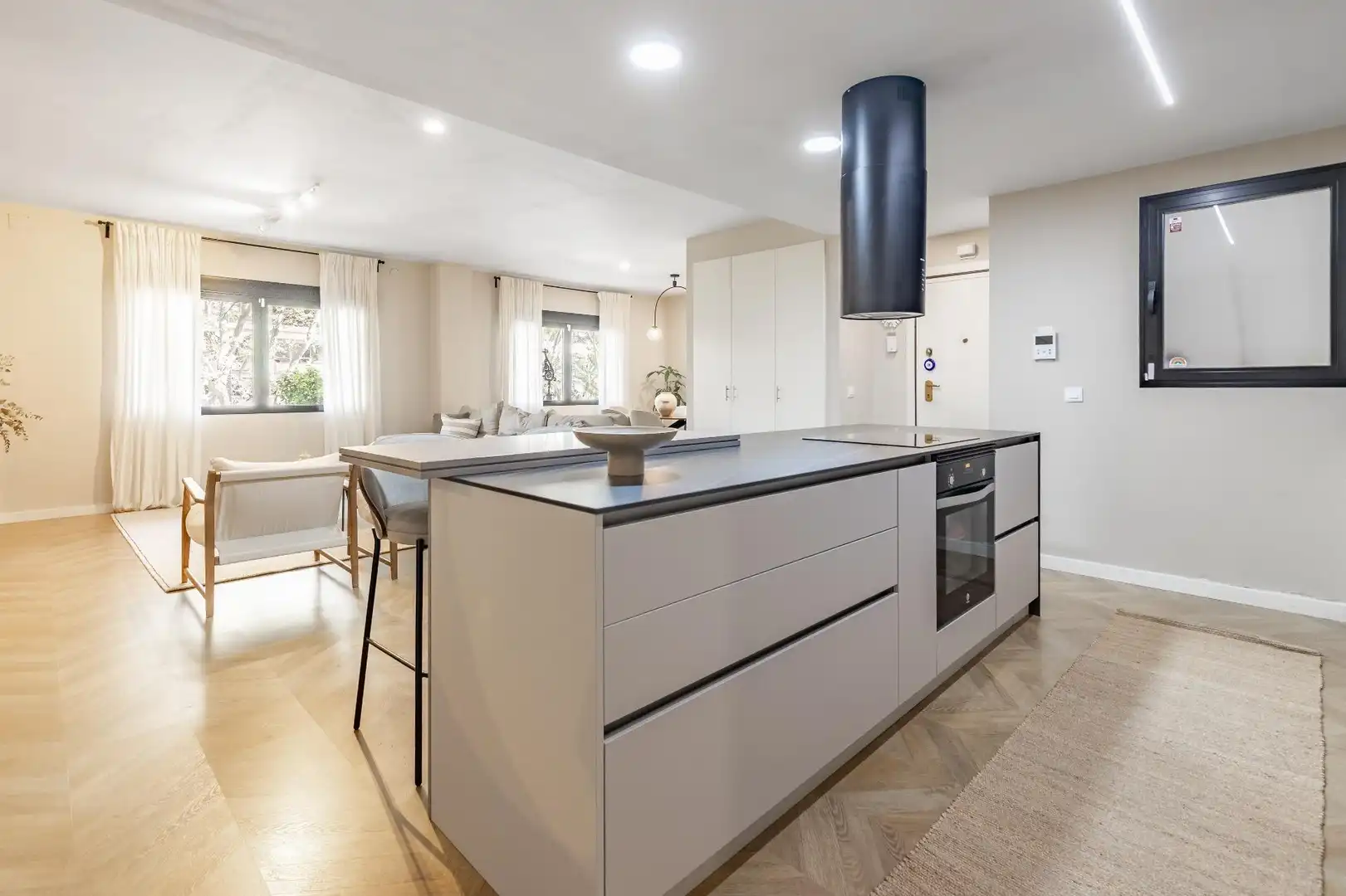 Kitchen of Flat for rent in Valencia  with Air Conditioner, Heating and Storage room