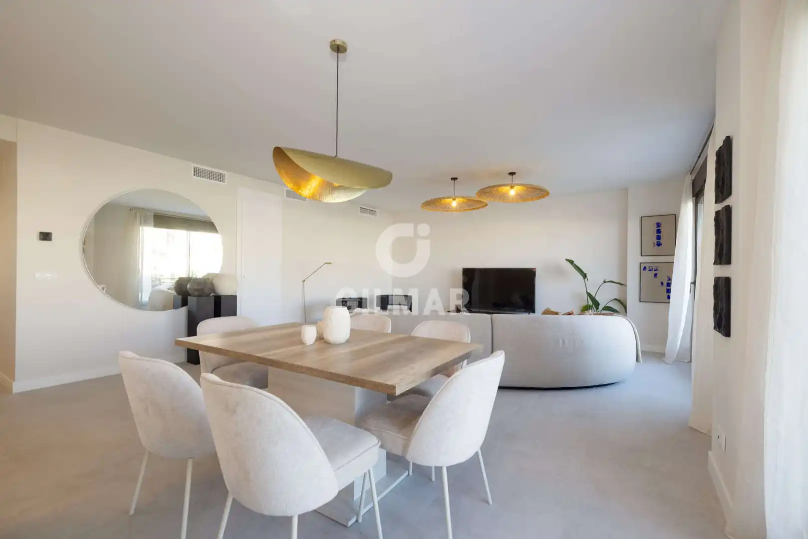 Sala de estar de Ático en venta en Estepona con Calefacción, Trastero y Piscina