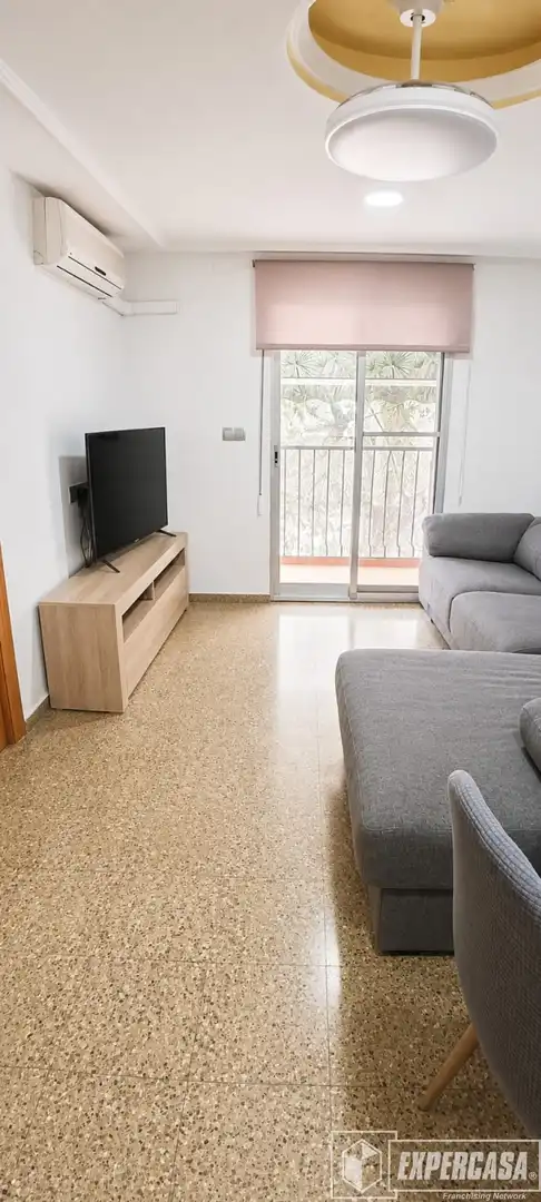Living room of Flat for sale in Burjassot
