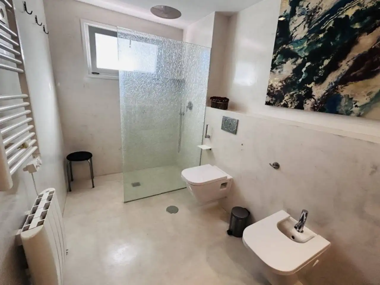 Badezimmer von Einfamilien-Reihenhaus zum Verkauf in Almuñécar mit Klimaanlage, Heizung und Terrasse