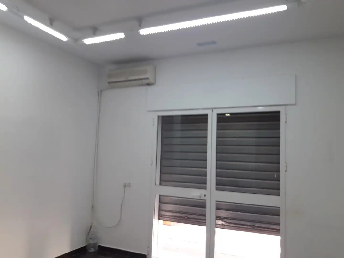 Locale commerciale in vendita a Calle Robinson Crusoe 22, imagen 7