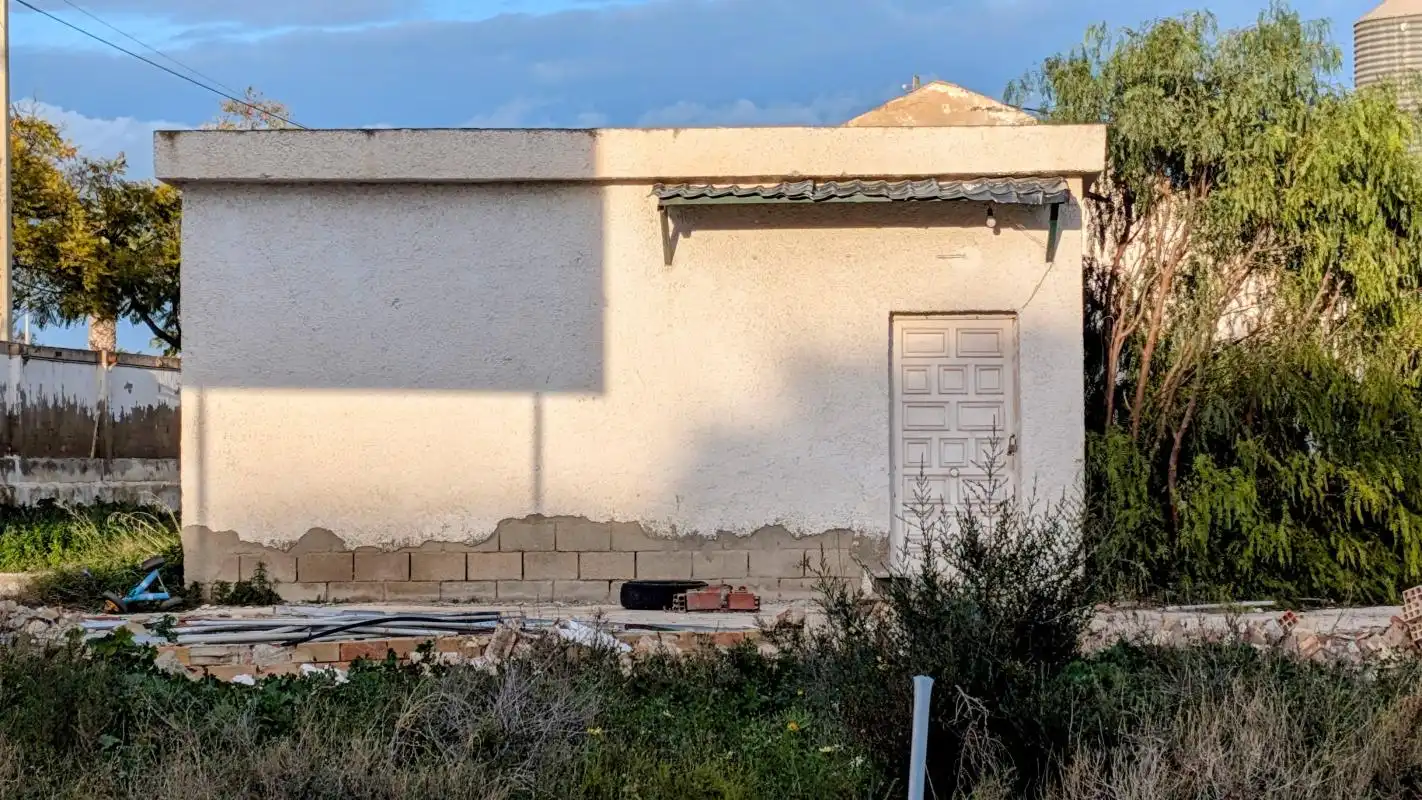 Außenansicht von Fabrikhallen zum Verkauf in San Vicente del Raspeig / Sant Vicent del Raspeig mit Heizung