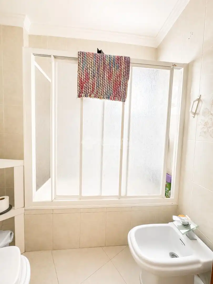 Badezimmer von Maisonette zum Verkauf in Torrox mit Klimaanlage, Terrasse und Balkon