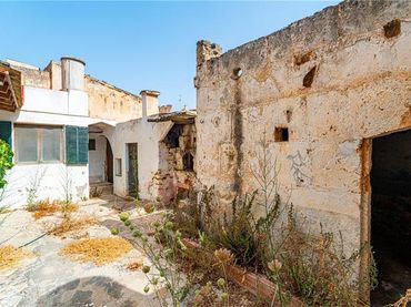 Detached house with garden for sale in Llucmajor pueblo