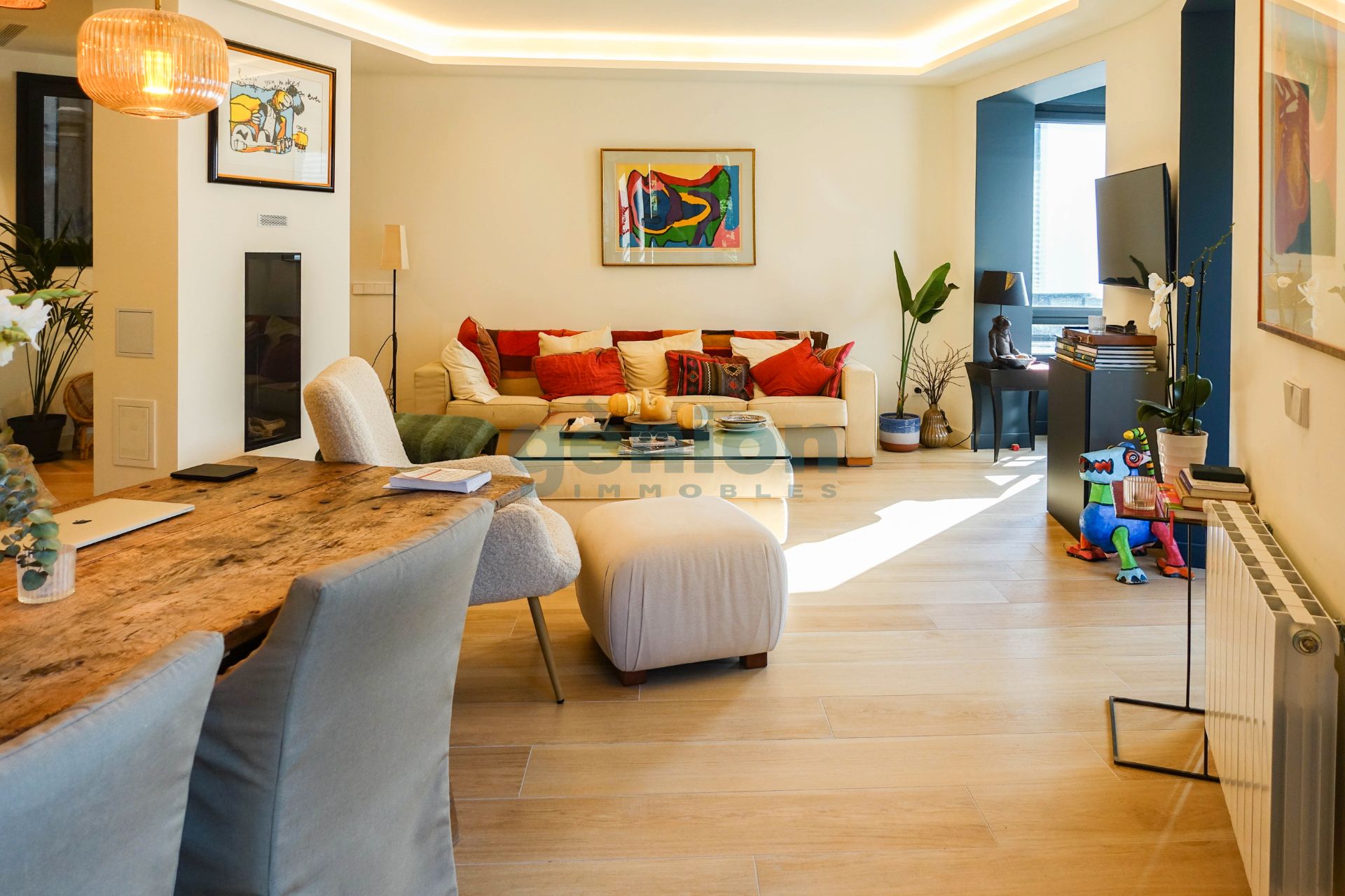 Sala d'estar de Pis en venda en Girona Capital amb Aire condicionat, Calefacció i Terrassa