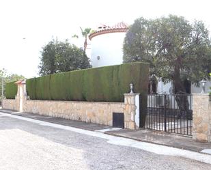 Vista exterior de Casa o xalet en venda en Mont-roig del Camp amb Calefacció, Piscina i Microones