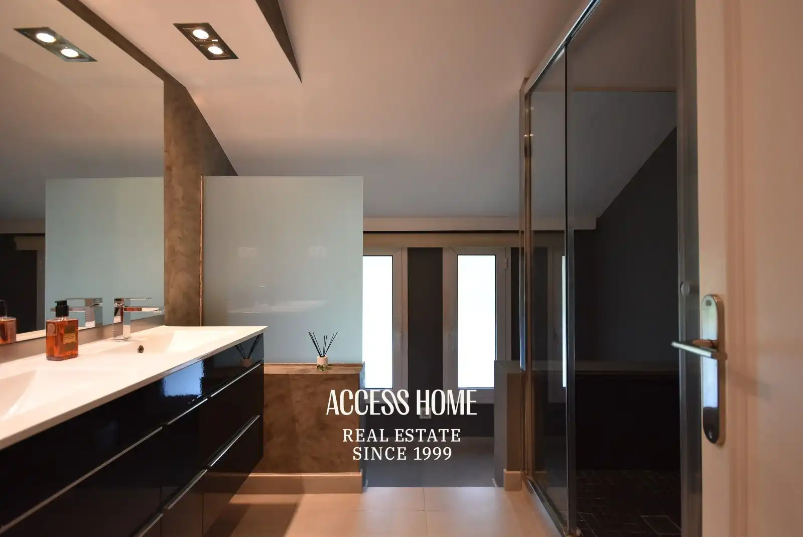 Baño de Casa o chalet en venta en Alella con Aire acondicionado, Calefacción y Terraza
