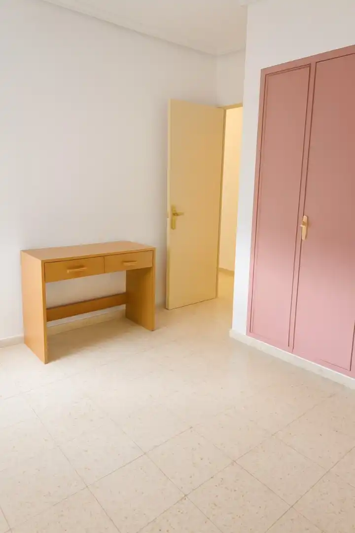Habitación de Piso en venta en Cáceres con Aire acondicionado, Calefacción y Jardín privado