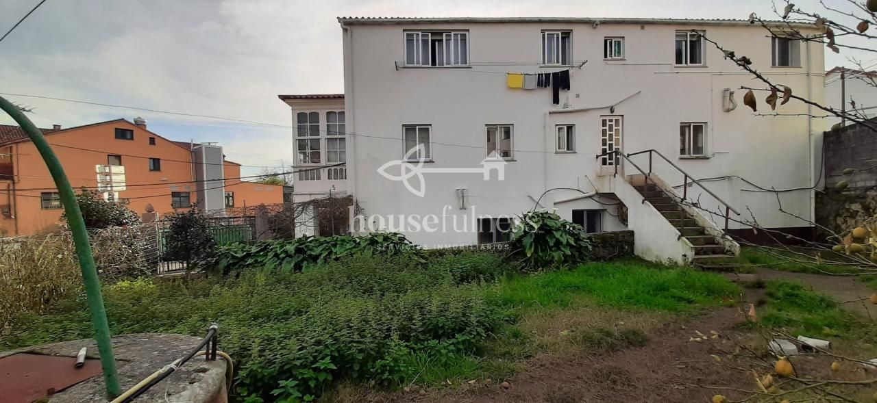 Building for sale in Ferrol