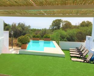 Piscina de Casa adosada en venda en Marbella amb Aire condicionat, Jardí privat i Terrassa