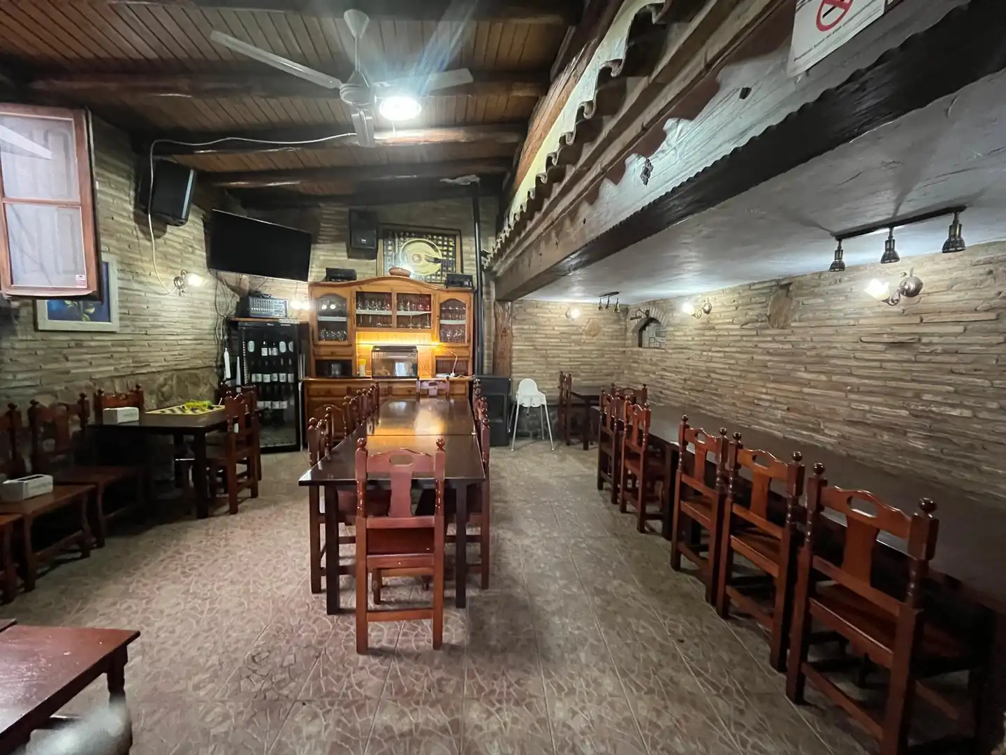 Local en venta en Pueyo / Puiu