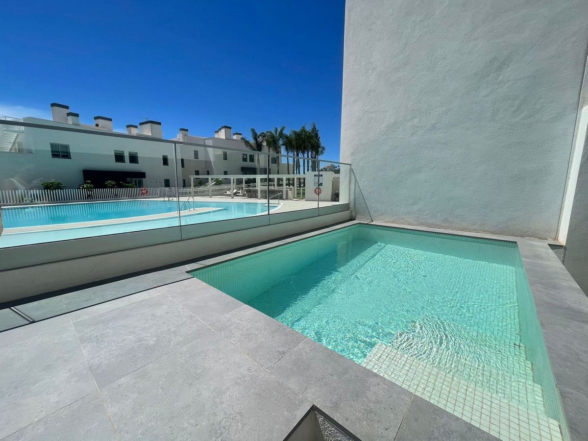 Piscina de Apartament de lloguer en Mijas amb Aire condicionat, Terrassa i Traster