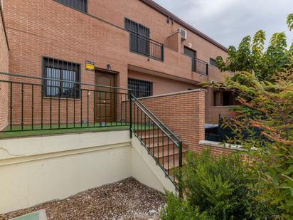 Vista exterior de Casa adosada en venda en Valdemoro amb Aire condicionat, Calefacció i Traster