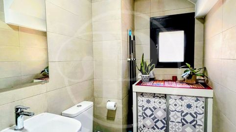 Adosado moderno con piscina, terrazas y placas solares en Benicalap, imatge 5