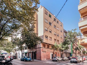 Pis amb balcó en venda a Carrer de Reus