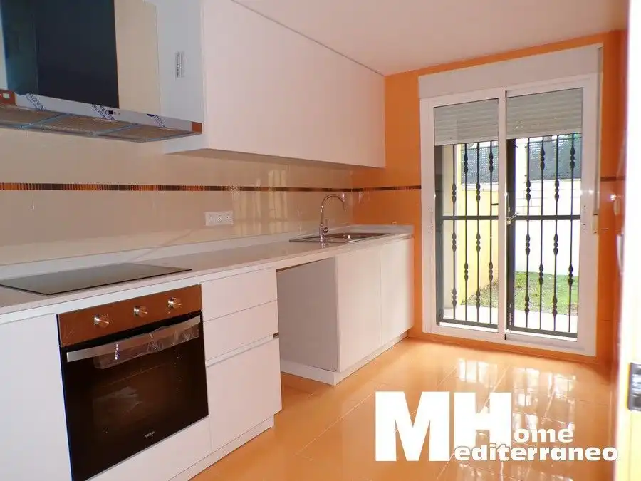 Cocina de Casa adosada en venta en Gilet con Aire acondicionado