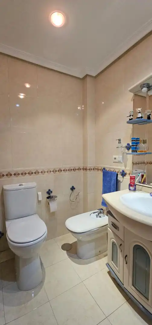 Baño de Piso en venta en Puertollano con Calefacción y Amueblado