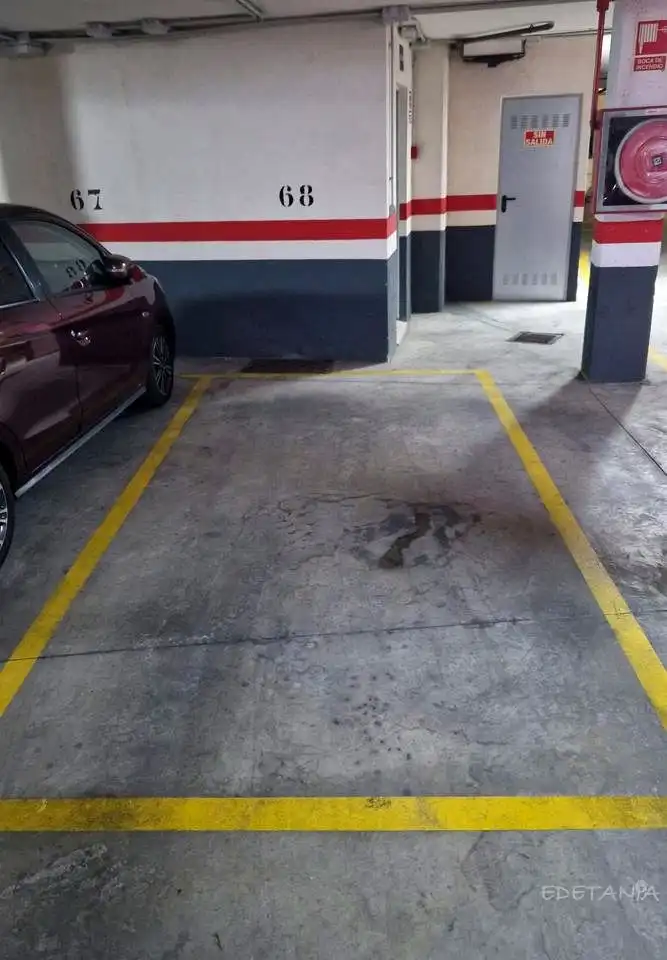 Parking of Apartments for sale in Vinalesa  with Air Conditioner, Heating and Storage room