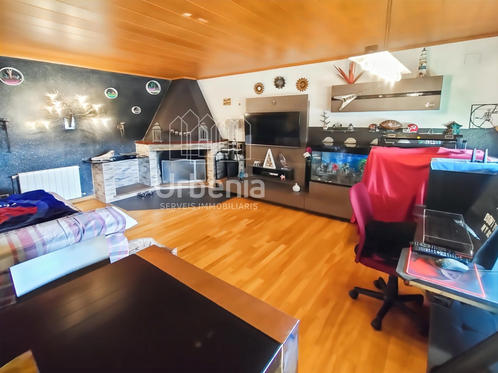 Sala d'estar de Casa adosada en venda en Tordera amb Aire condicionat, Calefacció i Terrassa