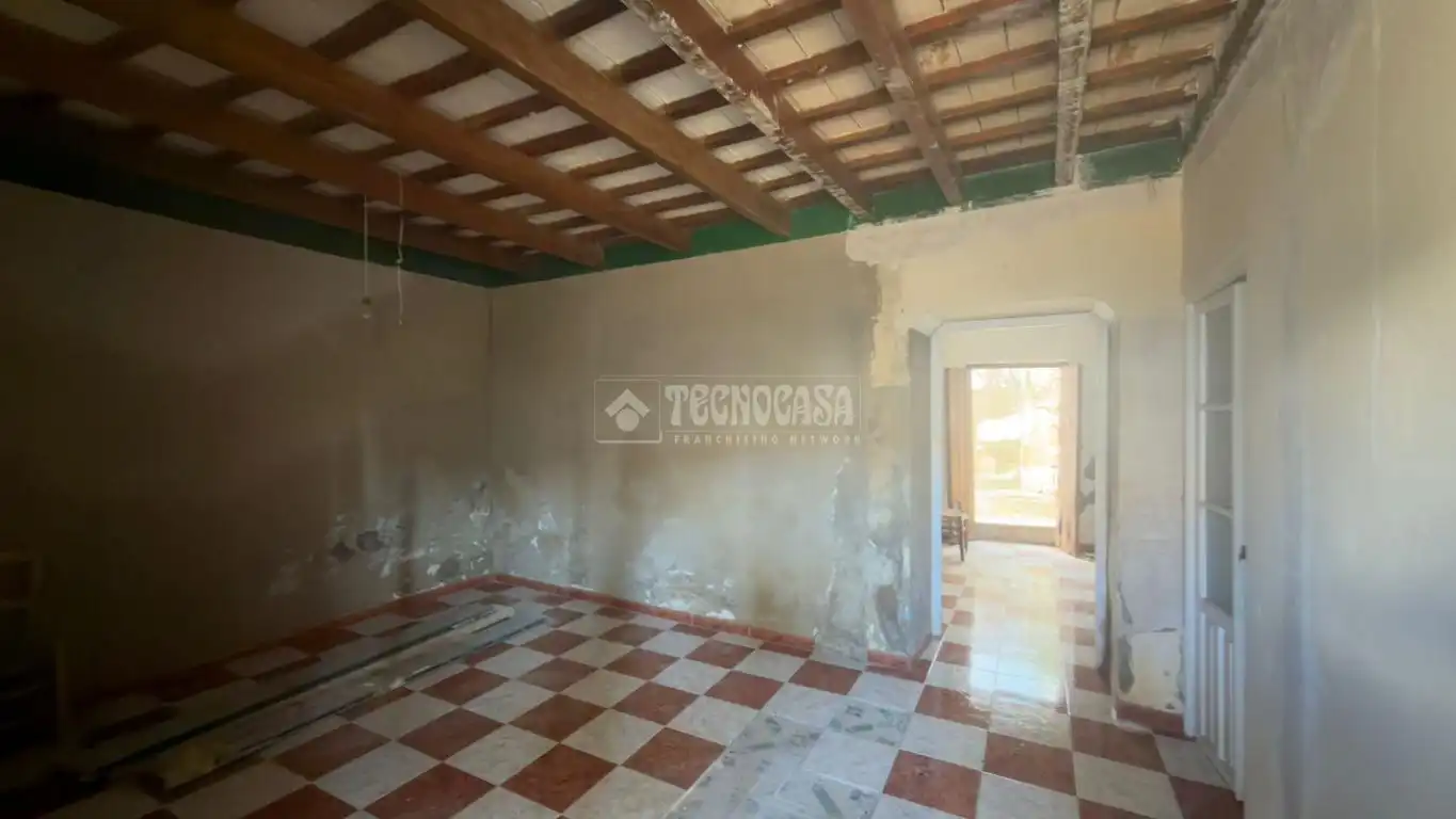 Sala de estar de Casa o chalet en venta en La Lantejuela  con Balcón