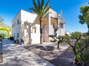 Casa en venta en Benicolada - Las Adelfas