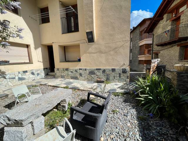 Casa-chalet en Venta en Plaça Macot-ainet de Cardos en Vall de Cardós